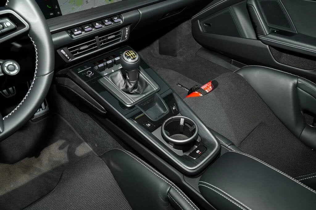 2026 Porsche 992 GT3 - Image 26 of 31