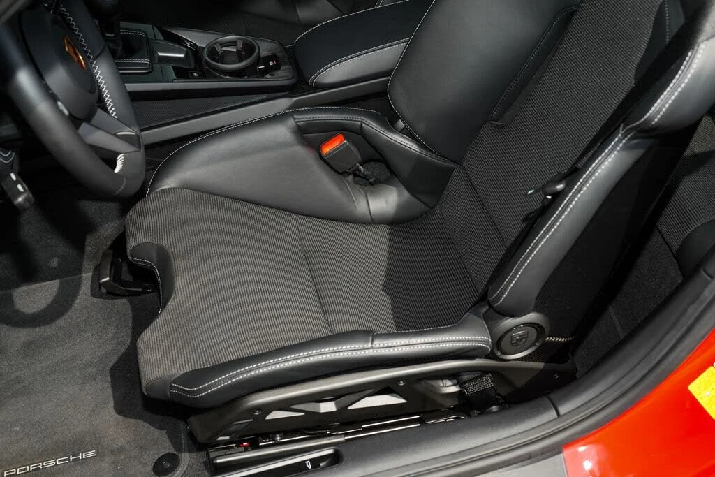 2026 Porsche 992 GT3 - Image 21 of 31