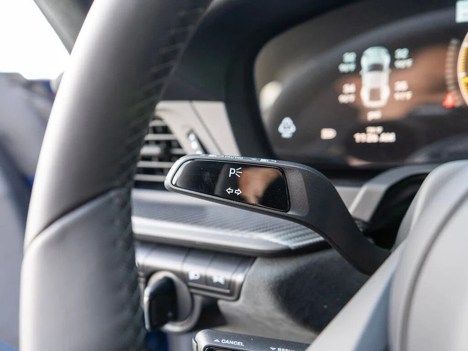 2026 Porsche 992 GT3 - Image 19 of 31