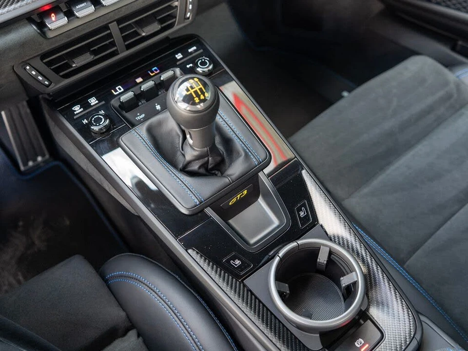 2026 Porsche 992 GT3 - Image 24 of 31