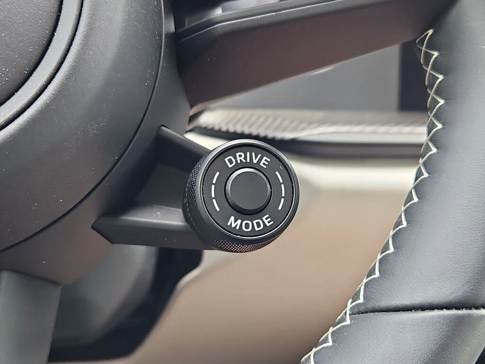 2026 Porsche 992 GT3 - Image 18 of 31