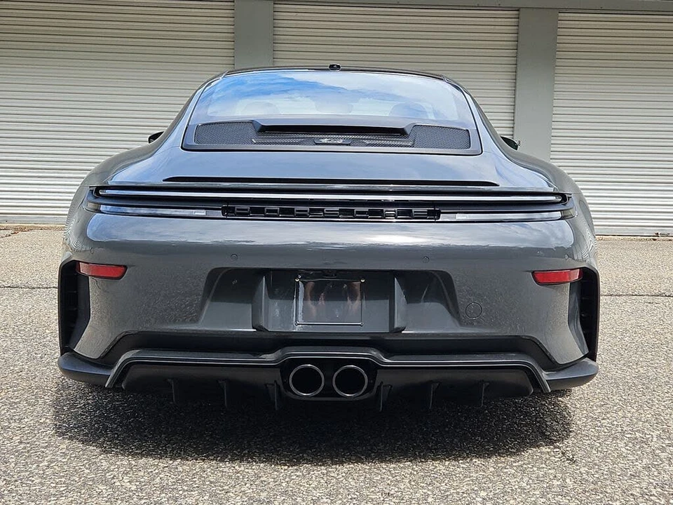 2026 Porsche 992 GT3 - Image 6 of 31