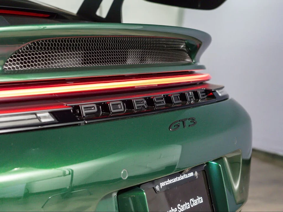 2026 Porsche 992 GT3 - Image 27 of 29