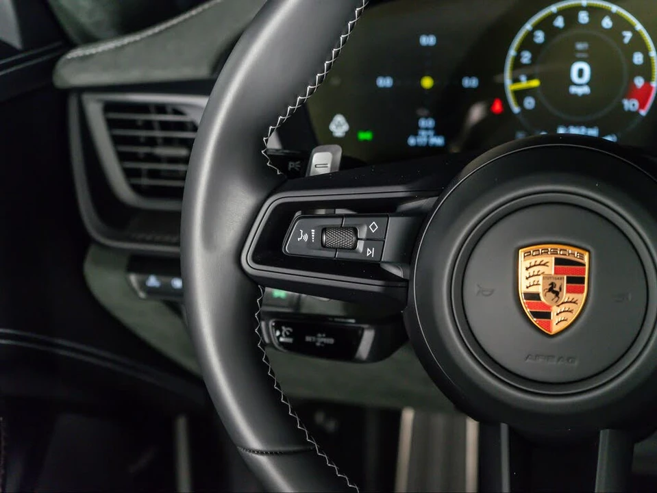 2026 Porsche 992 GT3 - Image 18 of 29