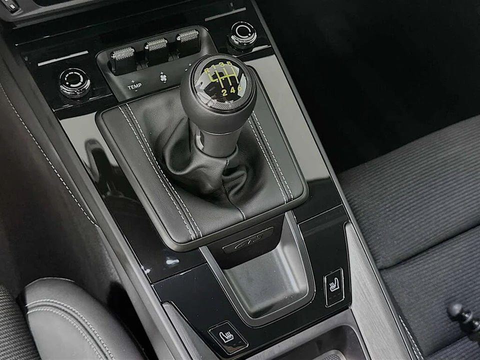 2026 Porsche 992 GT3 - Image 20 of 31