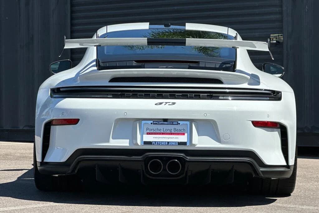 2026 Porsche 992 GT3 - Image 7 of 28
