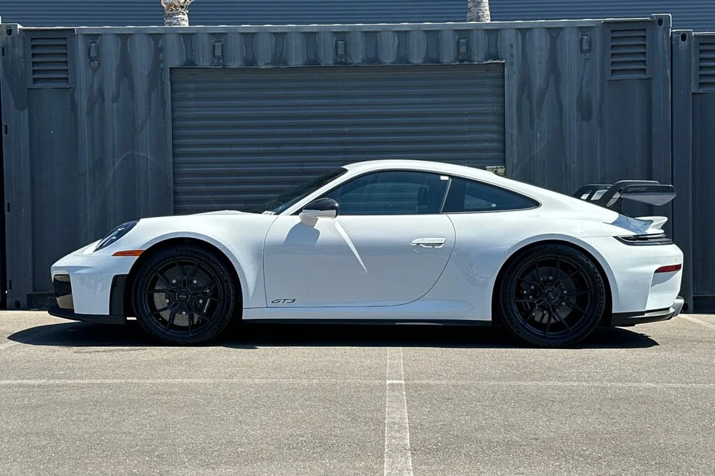 2026 Porsche 992 GT3 - Image 2 of 28