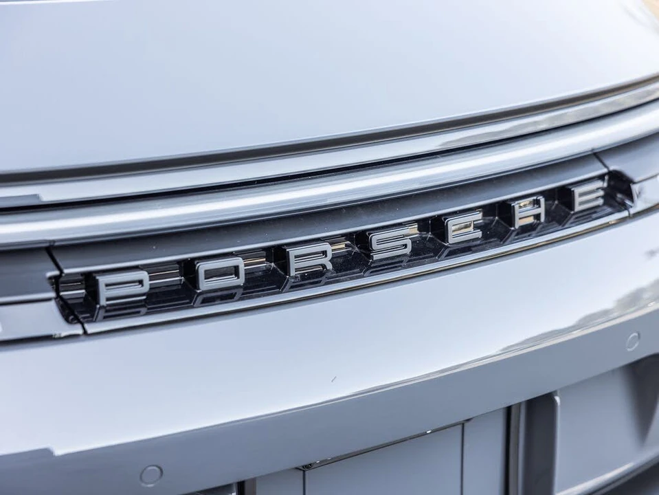 2026 Porsche 992 GT3 - Image 18 of 28