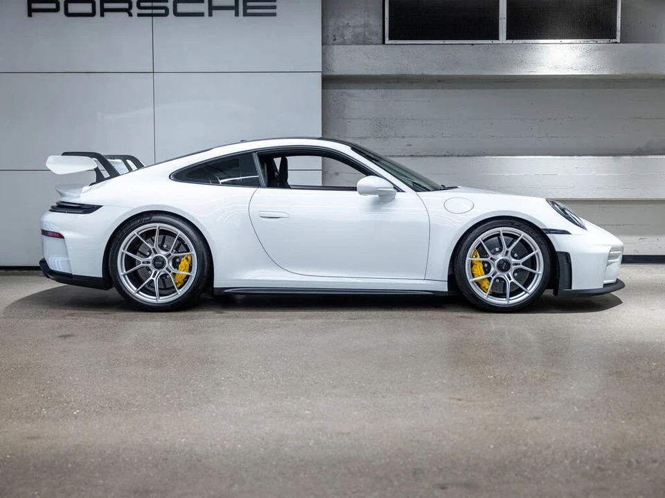 2026 Porsche 992 GT3 - Image 9 of 31