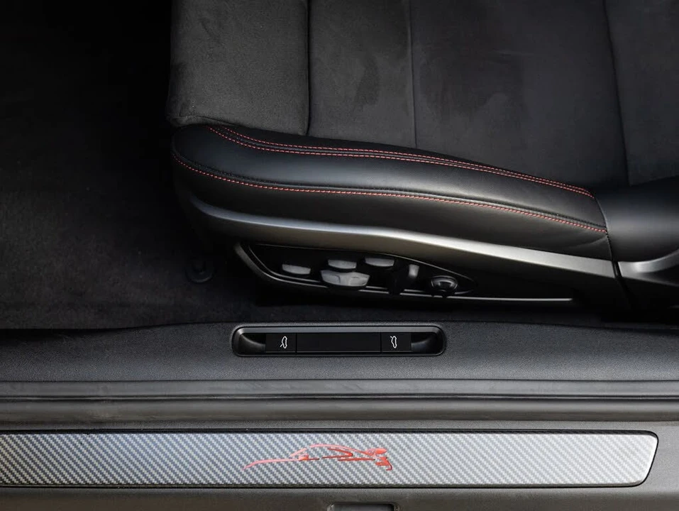 2026 Porsche 992 GT3 - Image 21 of 31