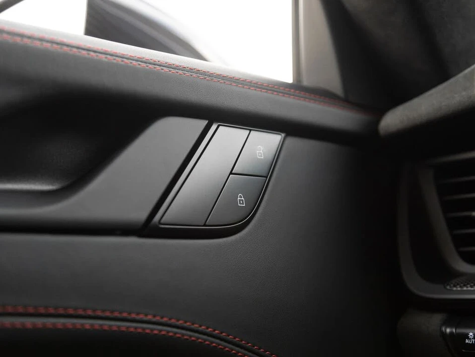 2026 Porsche 992 GT3 - Image 18 of 31