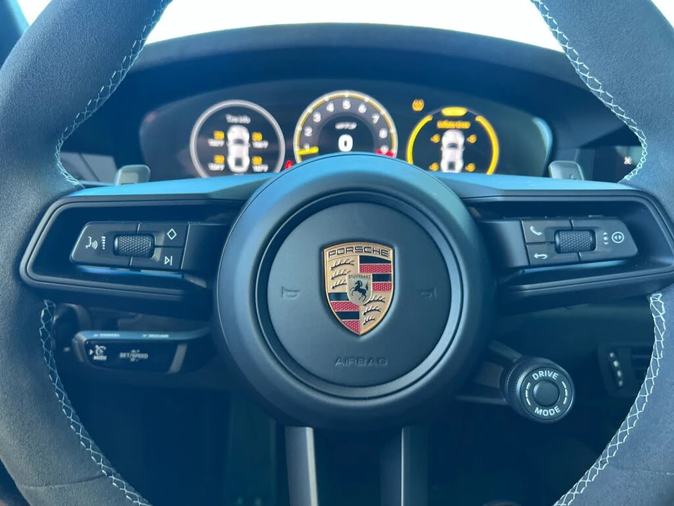 2026 Porsche 992 GT3 - Image 22 of 27