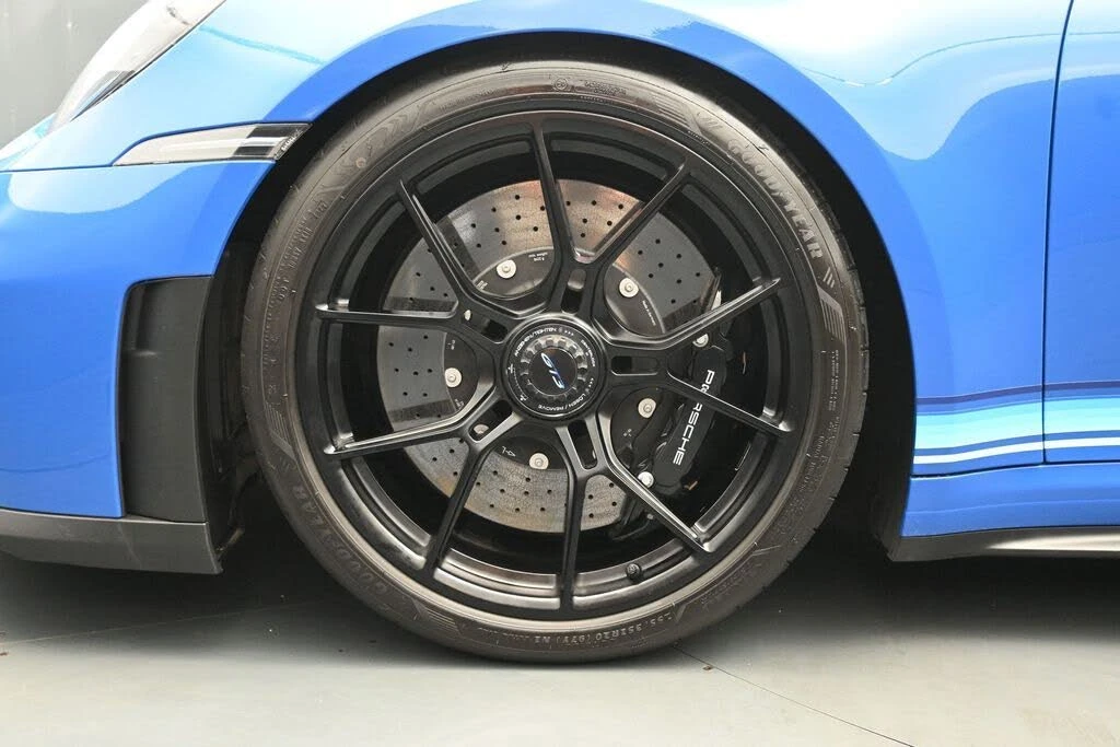 2026 Porsche 992 GT3 - Image 8 of 31