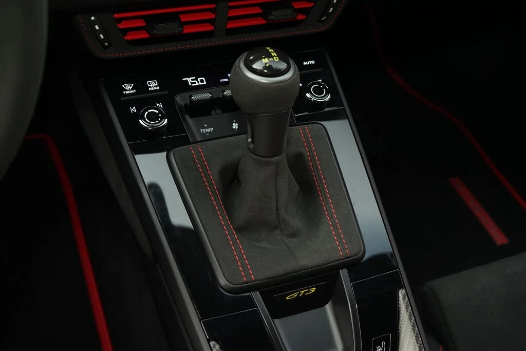2026 Porsche 992 GT3 - Image 23 of 31