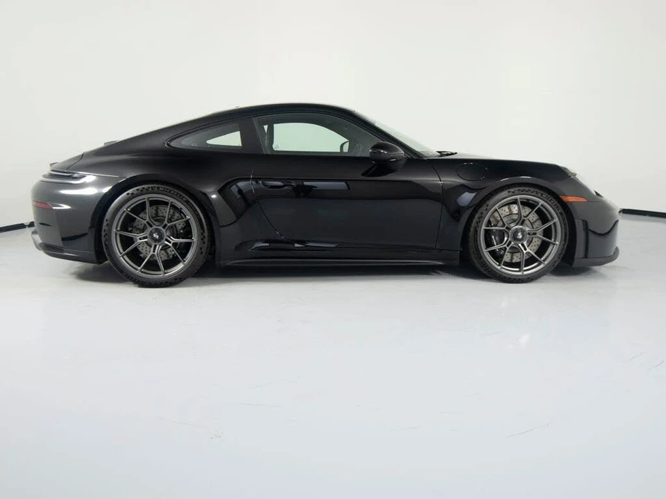 2026 Porsche 992 GT3 - Image 11 of 31
