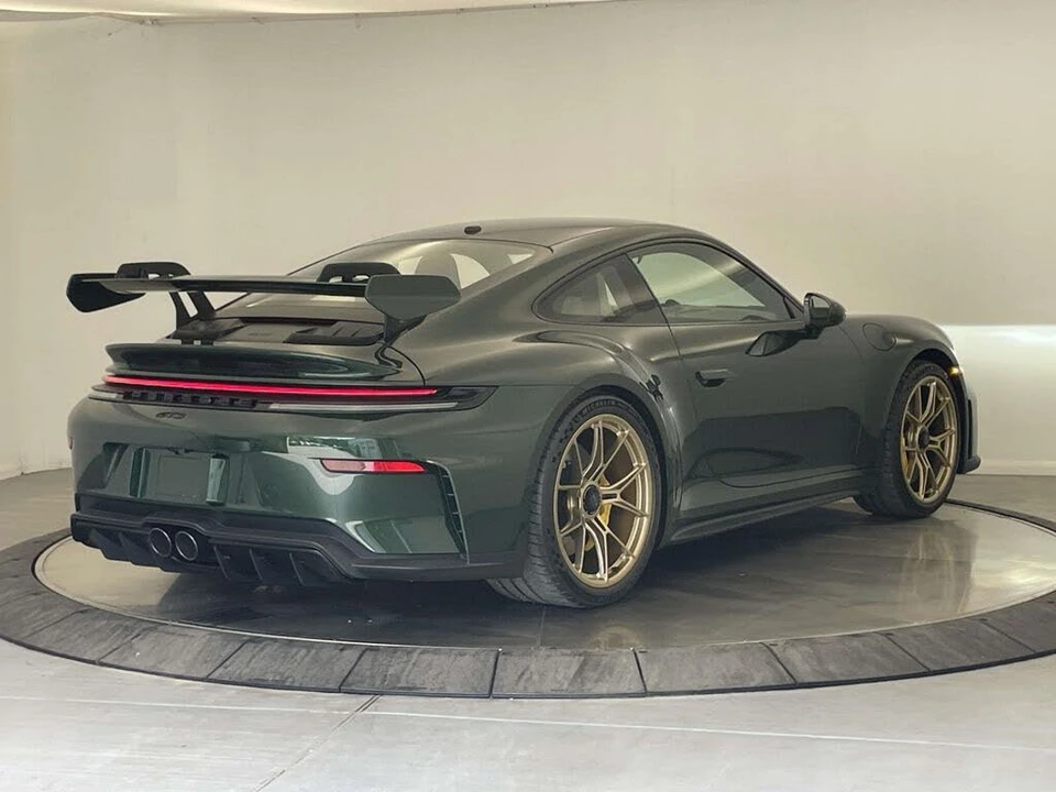 2026 Porsche 992 GT3 - Image 7 of 31