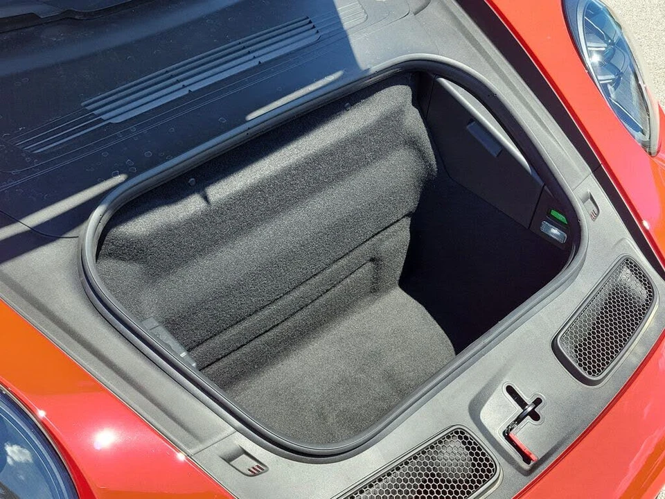 2026 Porsche 992 GT3 - Image 17 of 31