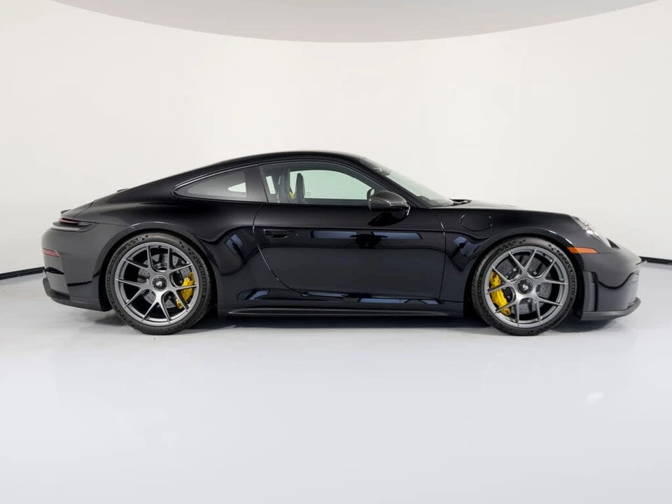 2026 Porsche 992 GT3 - Image 12 of 31