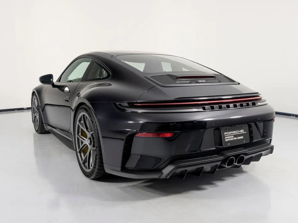 2026 Porsche 992 GT3 - Image 9 of 31