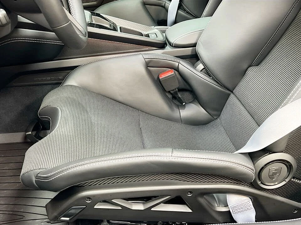 2026 Porsche 992 GT3 - Image 21 of 31