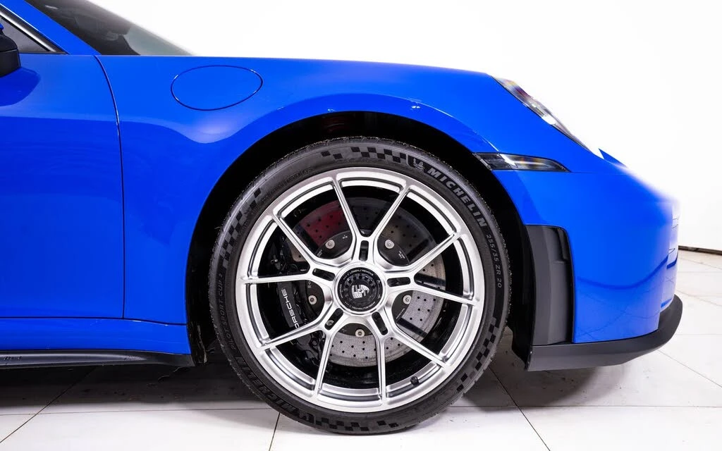 2026 Porsche 992 GT3 - Image 17 of 24