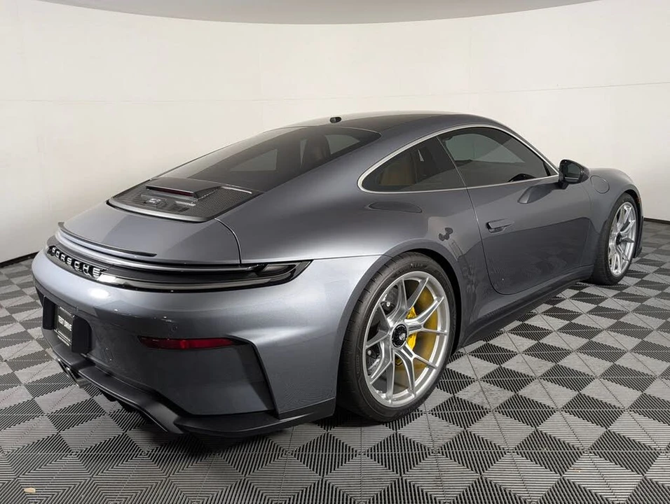 2026 Porsche 992 GT3 - Image 7 of 31
