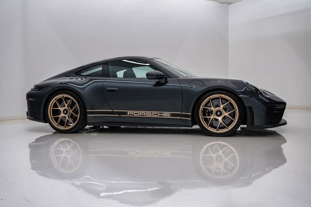 2026 Porsche 992 GT3 - Image 9 of 31