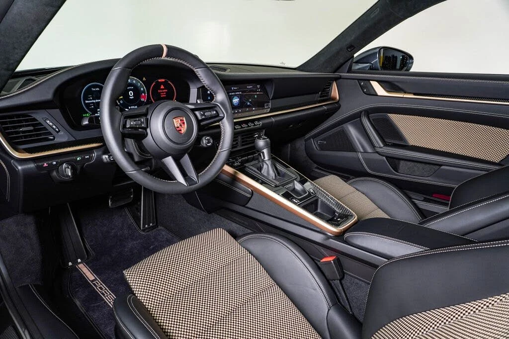 2026 Porsche 992 GT3 - Image 4 of 31