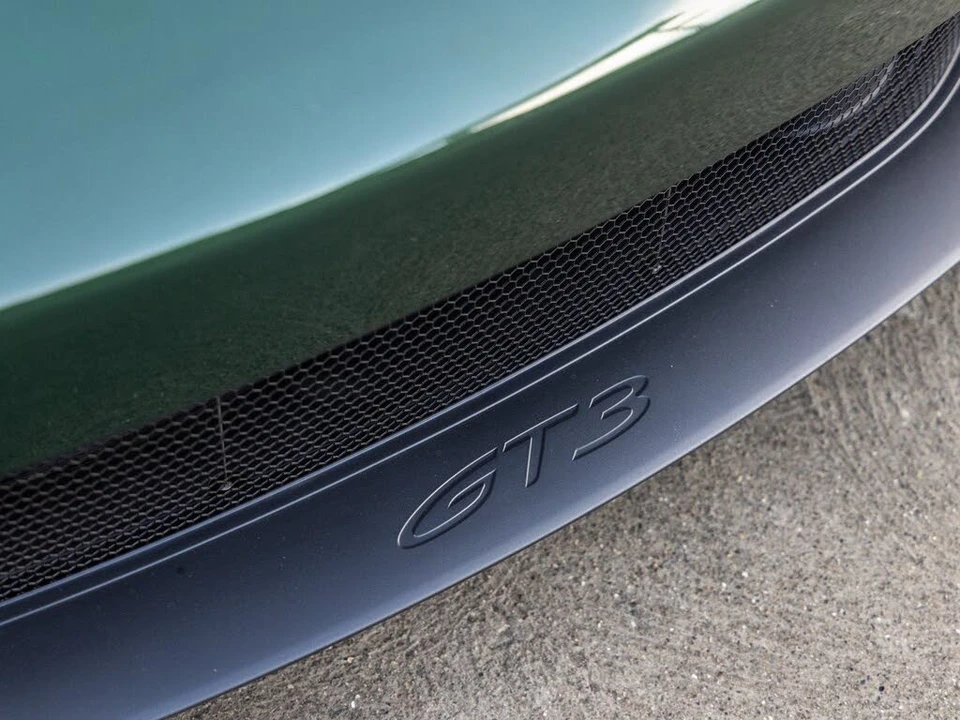 2026 Porsche 992 GT3 - Image 17 of 31