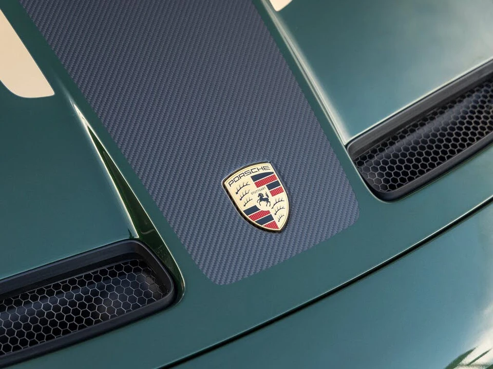 2026 Porsche 992 GT3 - Image 16 of 31