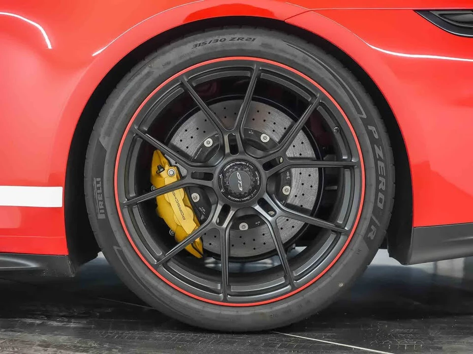 2026 Porsche 992 GT3 - Image 19 of 31