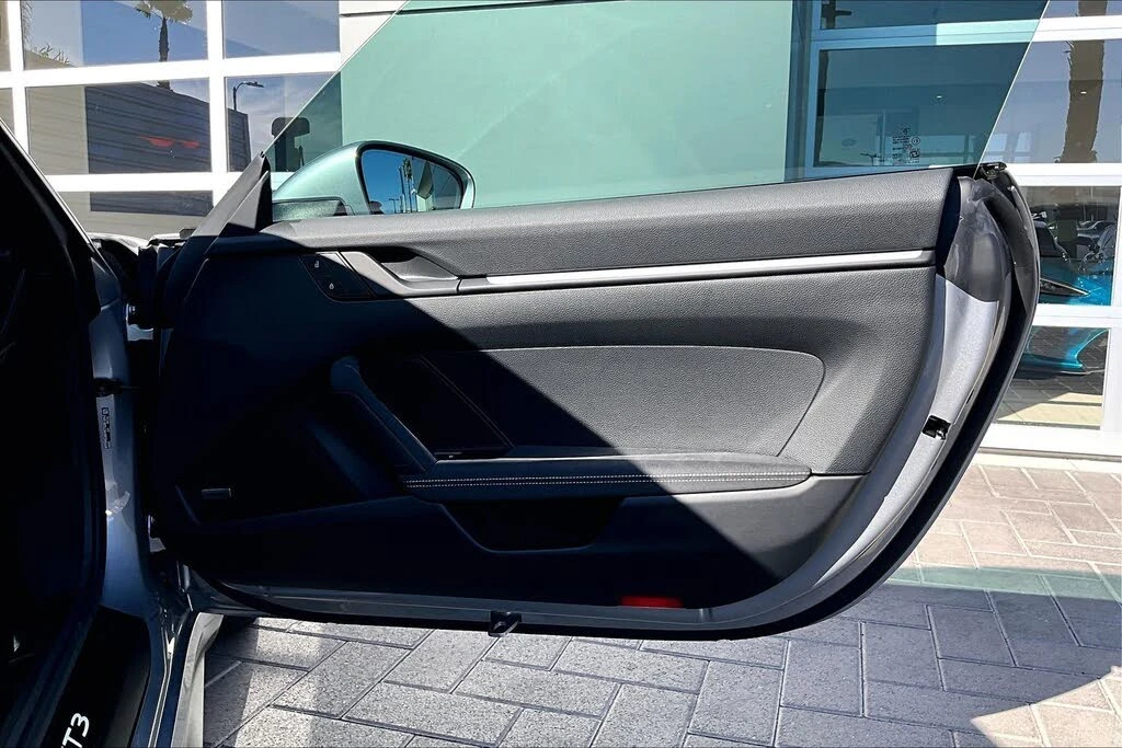 2026 Porsche 992 GT3 - Image 21 of 27