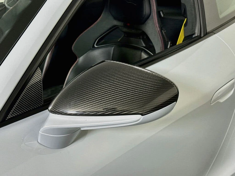 2026 Porsche 992 GT3 - Image 27 of 31