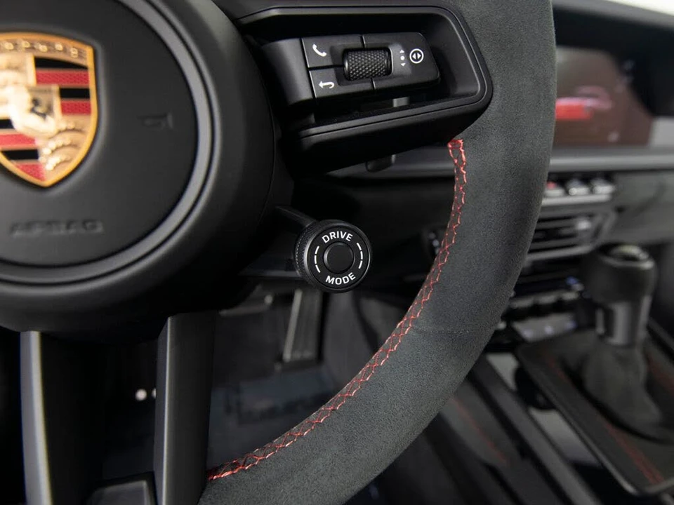 2026 Porsche 992 GT3 - Image 24 of 31