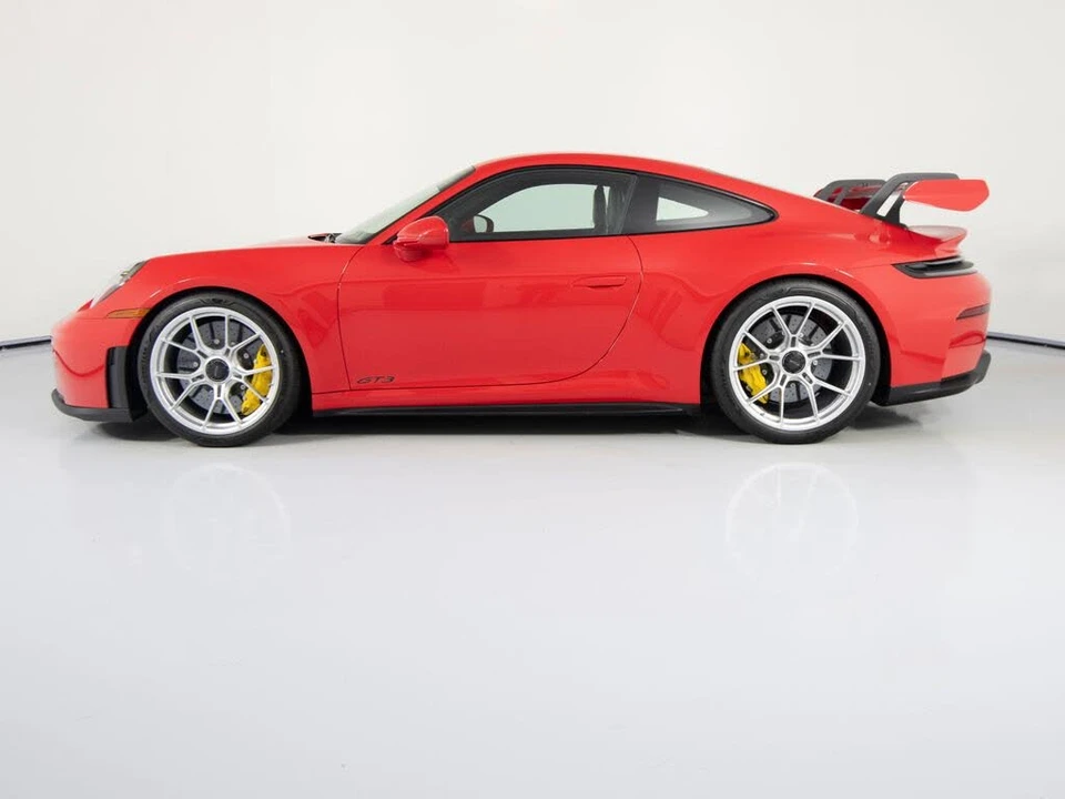 2026 Porsche 992 GT3 - Image 7 of 31