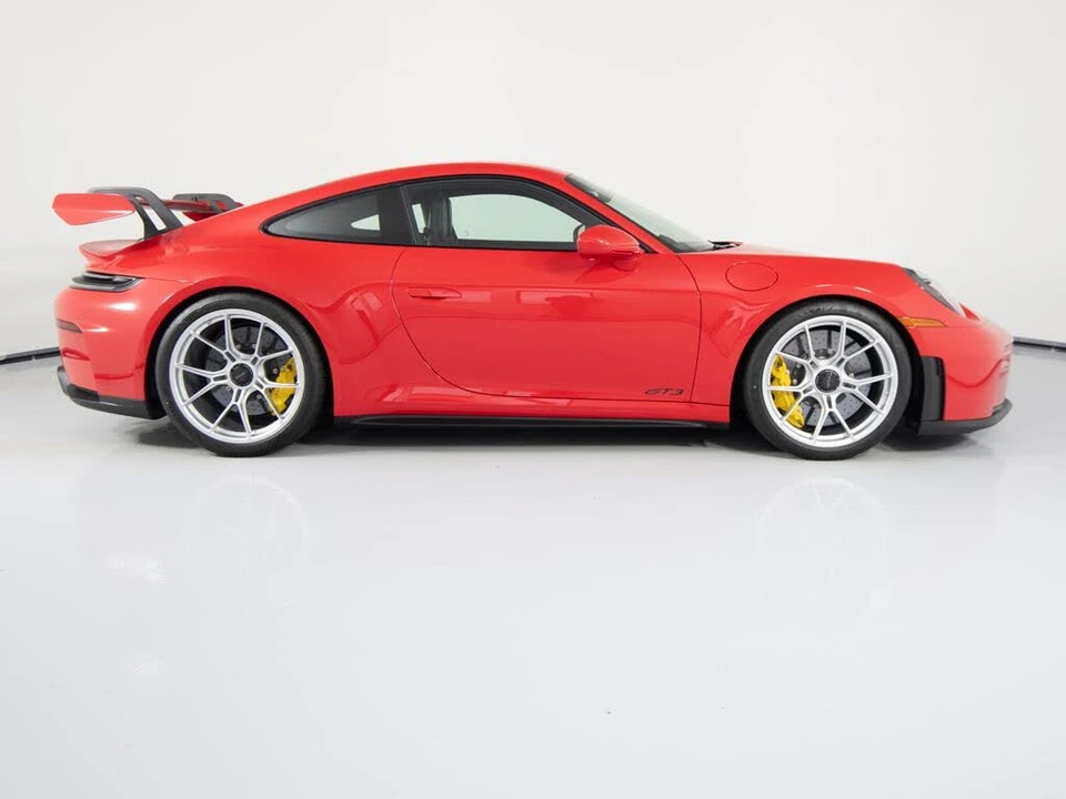 2026 Porsche 992 GT3 - Image 11 of 31