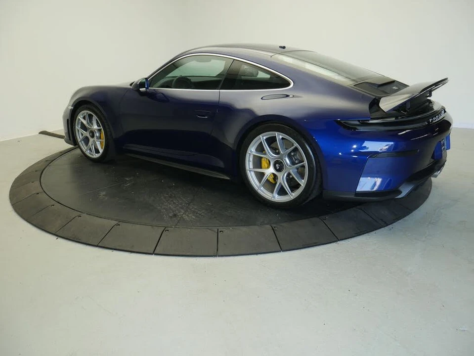2026 Porsche 992 GT3 - Image 3 of 31