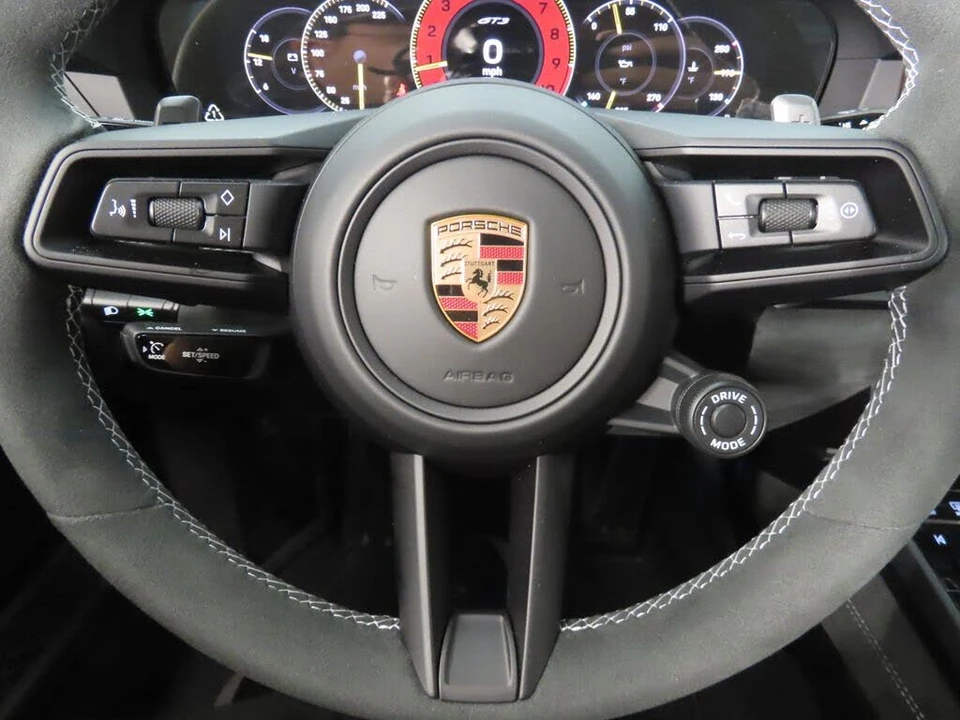 2026 Porsche 992 GT3 - Image 18 of 31