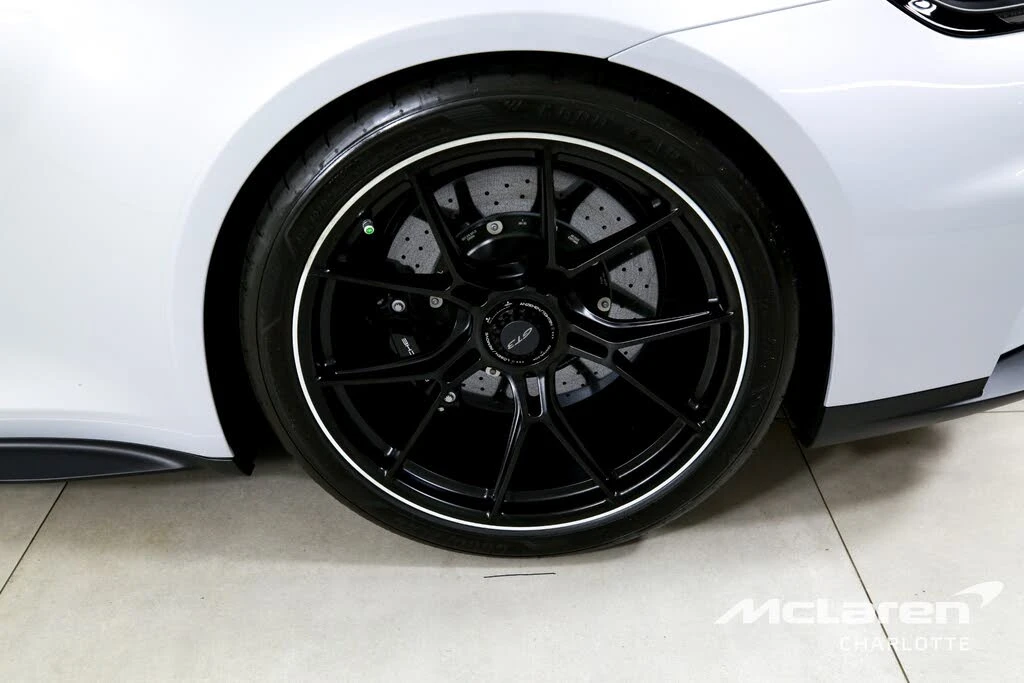2026 Porsche 992 GT3 - Image 28 of 31