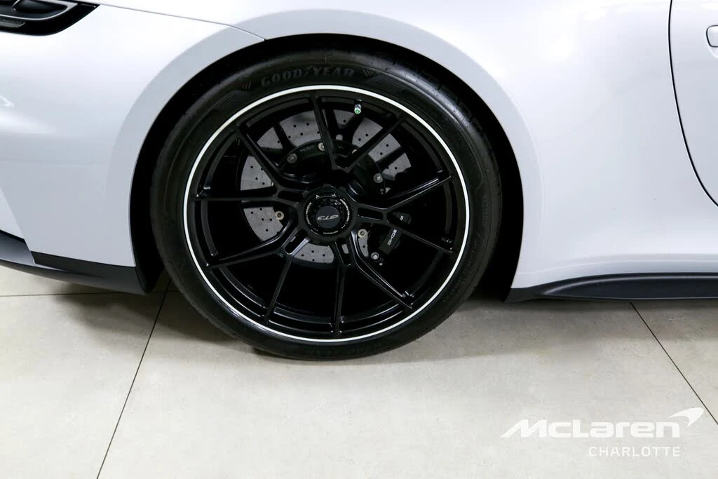 2026 Porsche 992 GT3 - Image 25 of 31