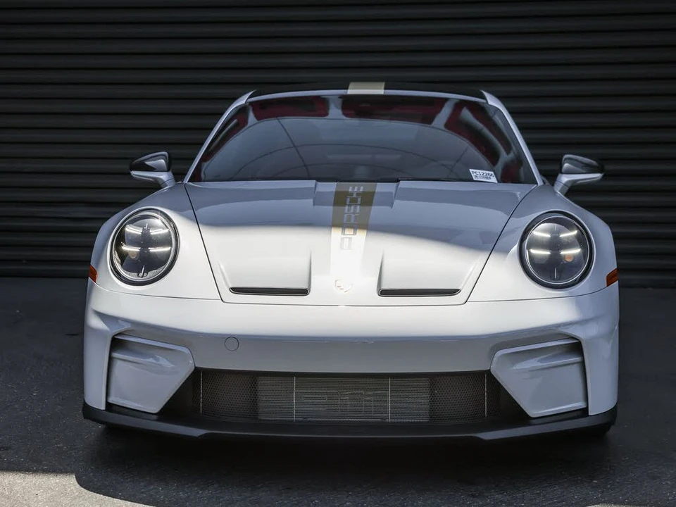2026 Porsche 992 GT3 - Image 7 of 31