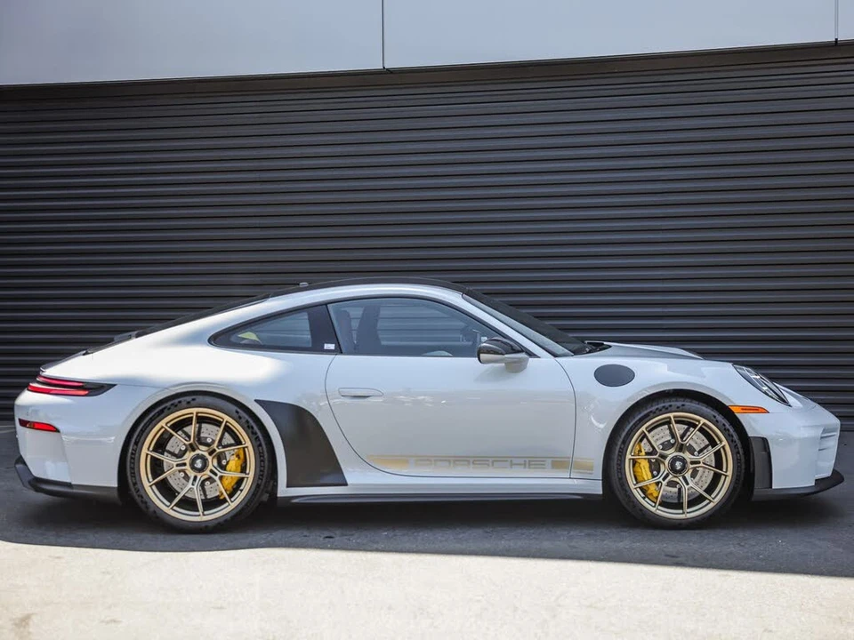 2026 Porsche 992 GT3 - Image 8 of 31