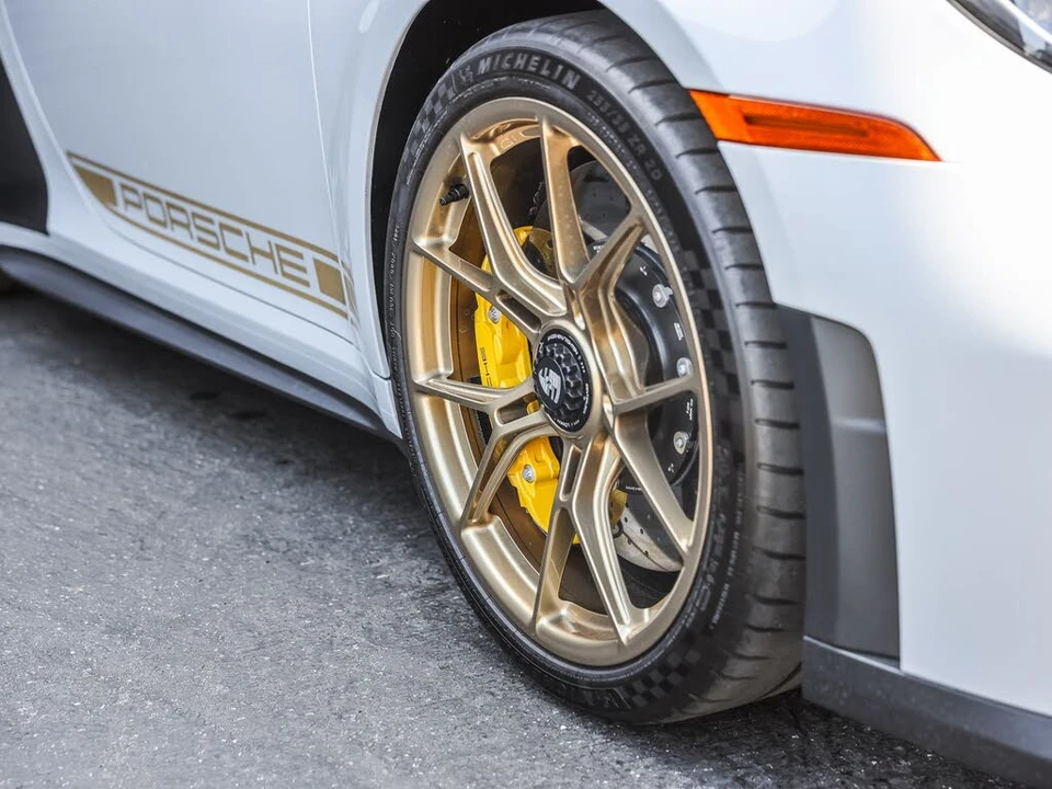 2026 Porsche 992 GT3 - Image 25 of 31