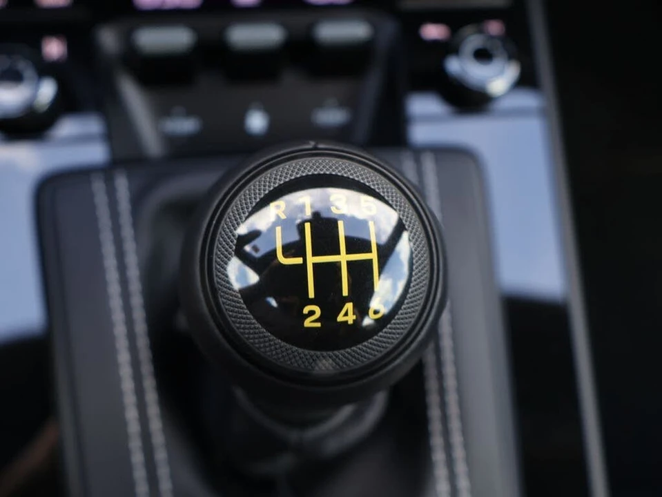 2026 Porsche 992 GT3 - Image 26 of 31
