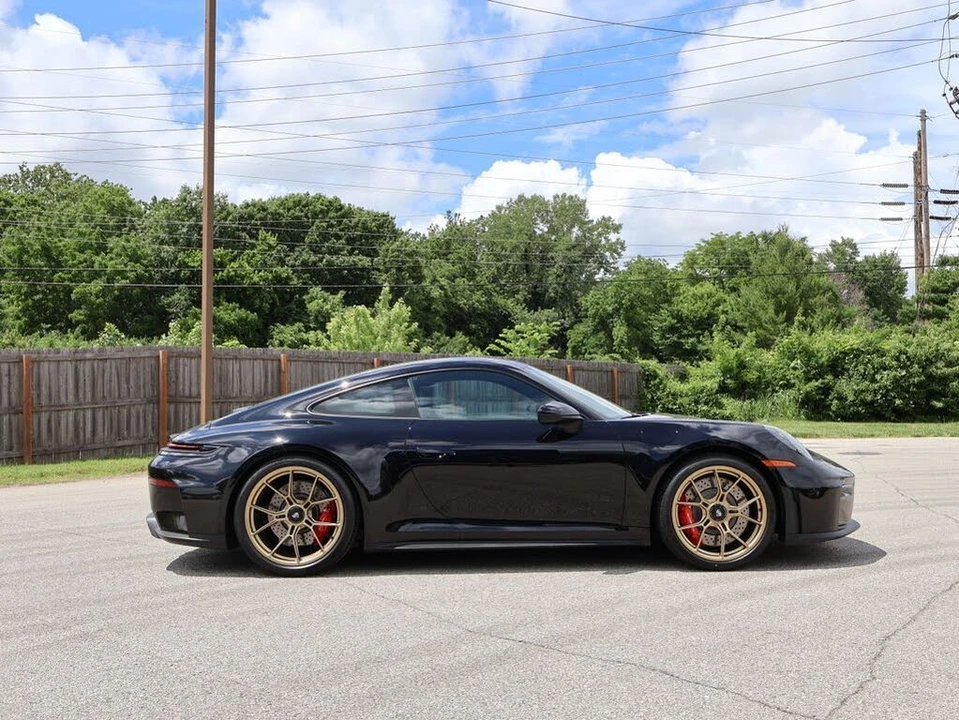 2026 Porsche 992 GT3 - Image 9 of 31