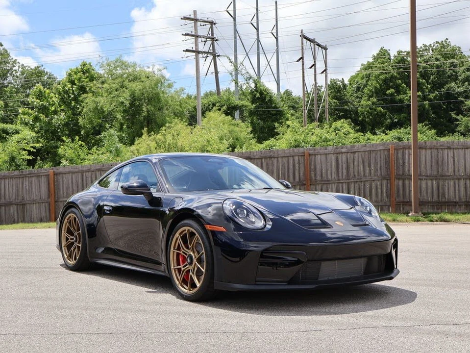 2026 Porsche 992 GT3 - Image 11 of 31