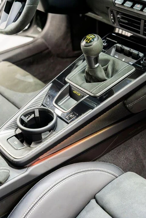 2026 Porsche 992 GT3 - Image 21 of 31