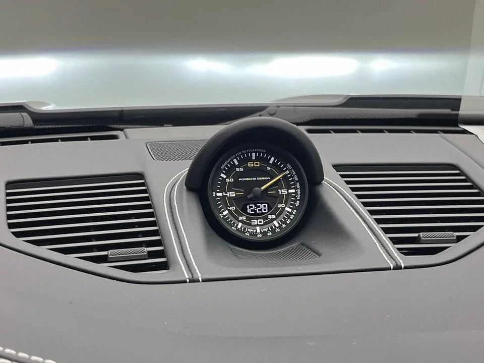 2026 Porsche 992 GT3 - Image 23 of 31