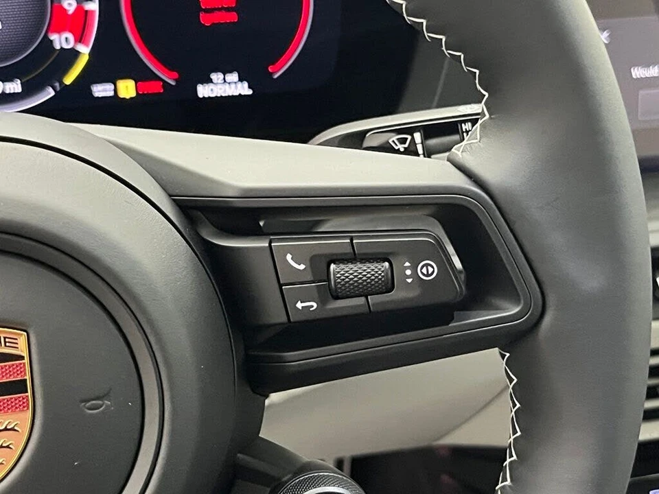 2026 Porsche 992 GT3 - Image 14 of 31