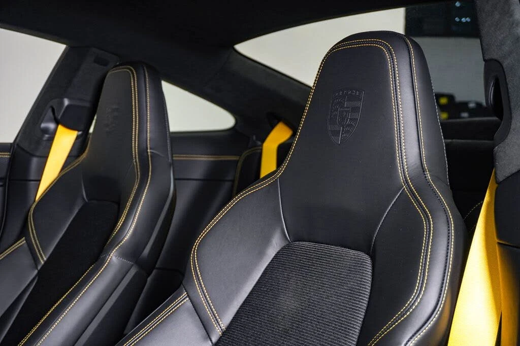 2026 Porsche 992 GT3 - Image 19 of 31